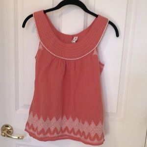 Cute top, coral and cream embroidered summer fun! Sweet buttons on back!